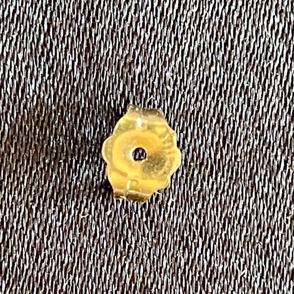 14K Yellow Gold replacement earring back *SINGLE* - Picture 4 of 5
